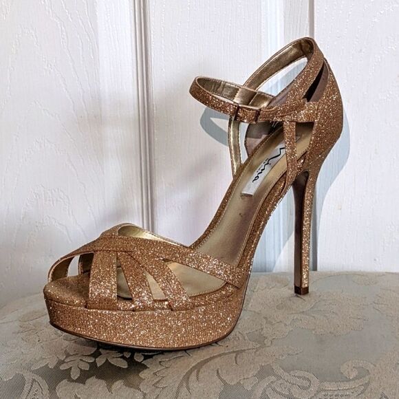Nina New York sparky beige golden heels 10M - Picture 1 of 8
